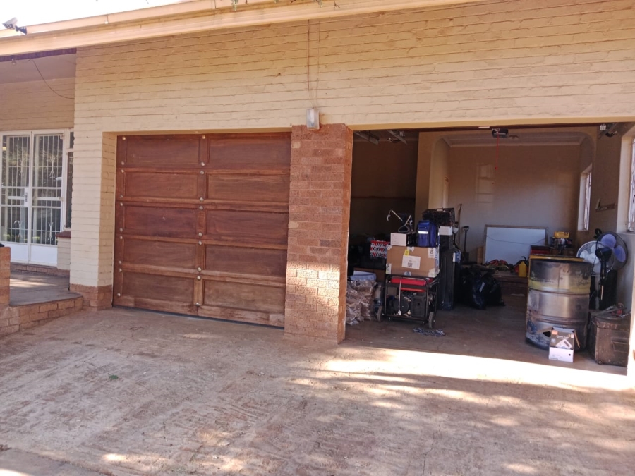 To Let 3 Bedroom Property for Rent in Kuruman Northern Cape